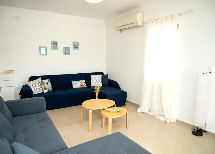 Ble Elia Syros Appartement Liaropá